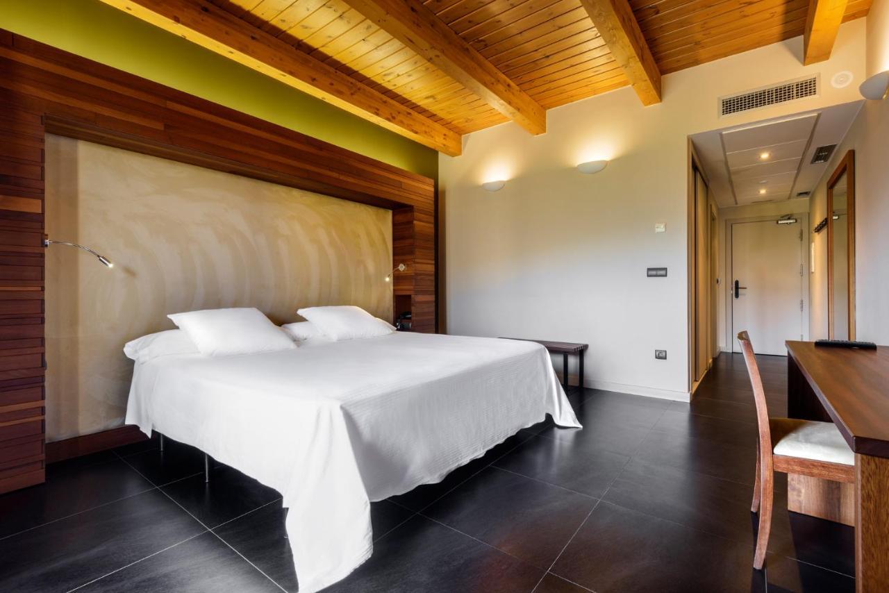 Murillo de Gállego Hotel Spa Aguas De Los Mallos מראה חיצוני תמונה
